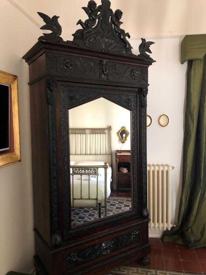 شقة La Casa Sulla Piazza إينّا المظهر الخارجي الصورة