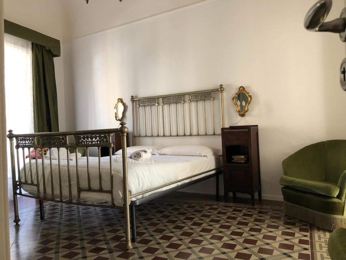 شقة La Casa Sulla Piazza إينّا المظهر الخارجي الصورة