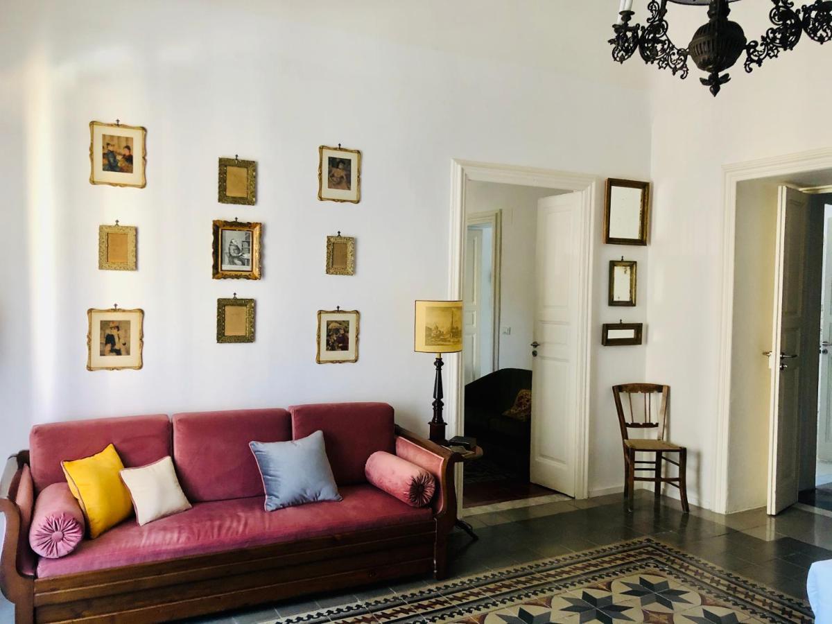 شقة La Casa Sulla Piazza إينّا المظهر الخارجي الصورة