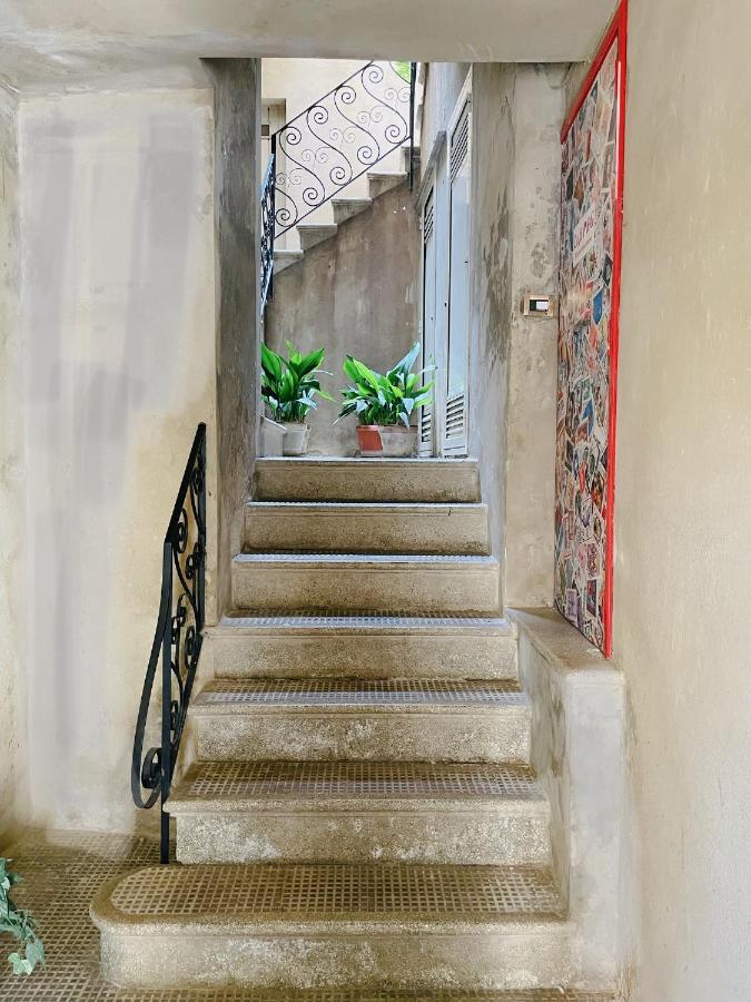 شقة La Casa Sulla Piazza إينّا المظهر الخارجي الصورة