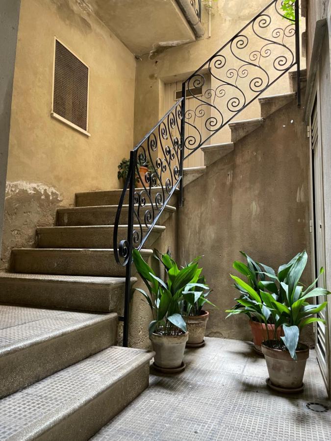 شقة La Casa Sulla Piazza إينّا المظهر الخارجي الصورة
